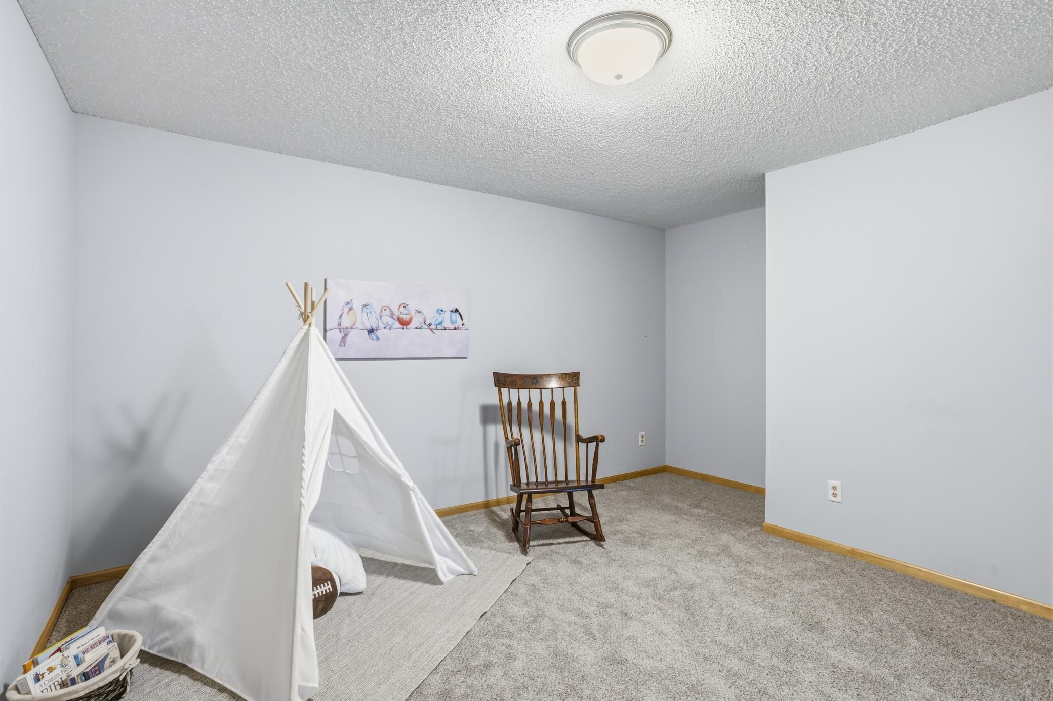 9451 138th Street West Savage, MN 55378 - Photo 32 of 49