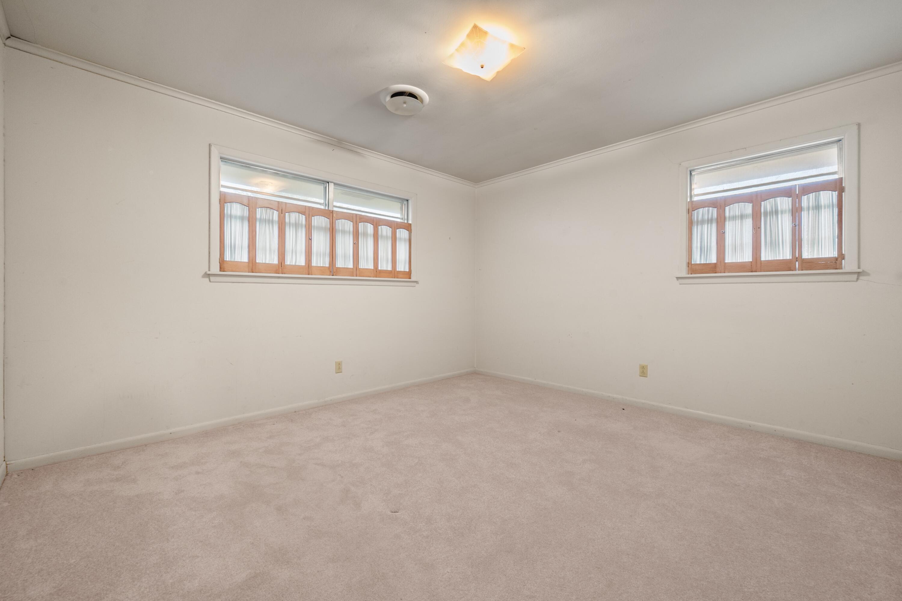 905 West Virginia Street Floydada, TX 79235 - Photo 20 of 23 905 W Virginia 9