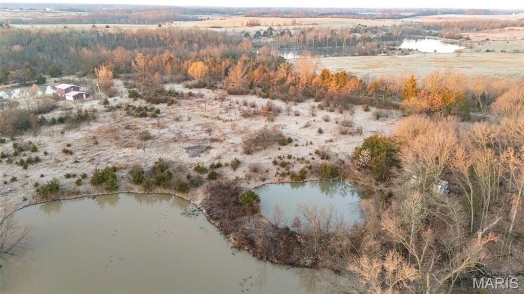 25764 Hopkins Road Perry, MO 63462 - Photo 2 of 36