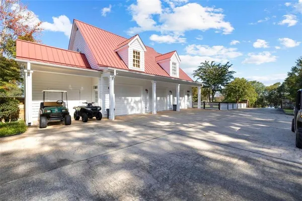 $17,990,900 | 5225 Chalybeate Springs Road, Woodland, GA 31836