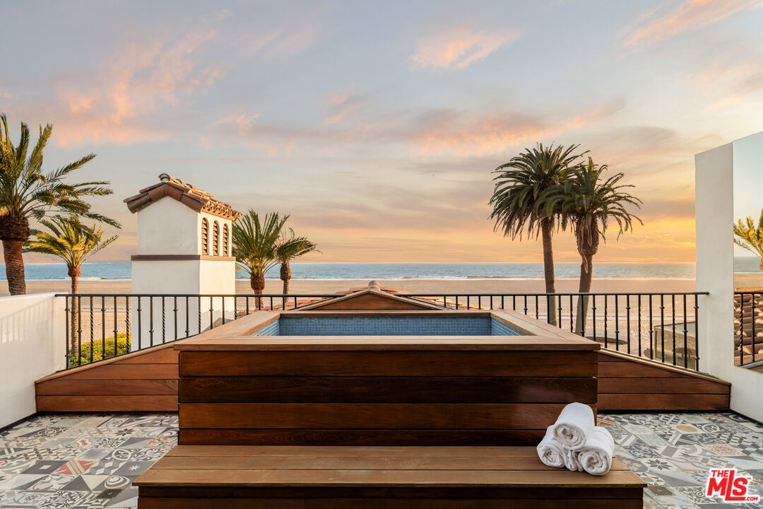966 Palisades Beach Road Santa Monica, CA 90403 - Photo 19 of 27