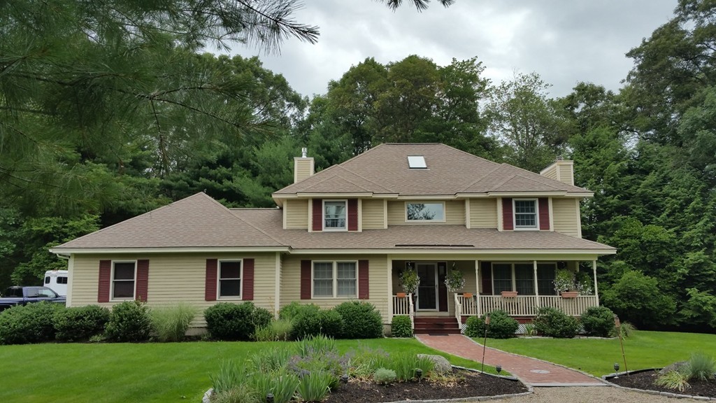 72 Bourque Road Lynnfield, MA 01940 - Photo 1 of 30 Gallery Image 1
