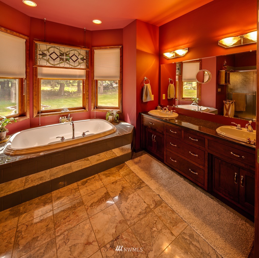 9859 Markworth Road Blaine, WA 98230 - Photo 11 of 15