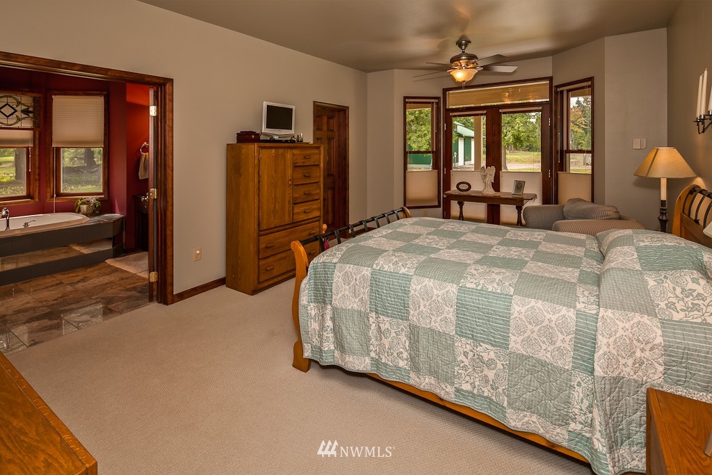9859 Markworth Road Blaine, WA 98230 - Photo 10 of 15