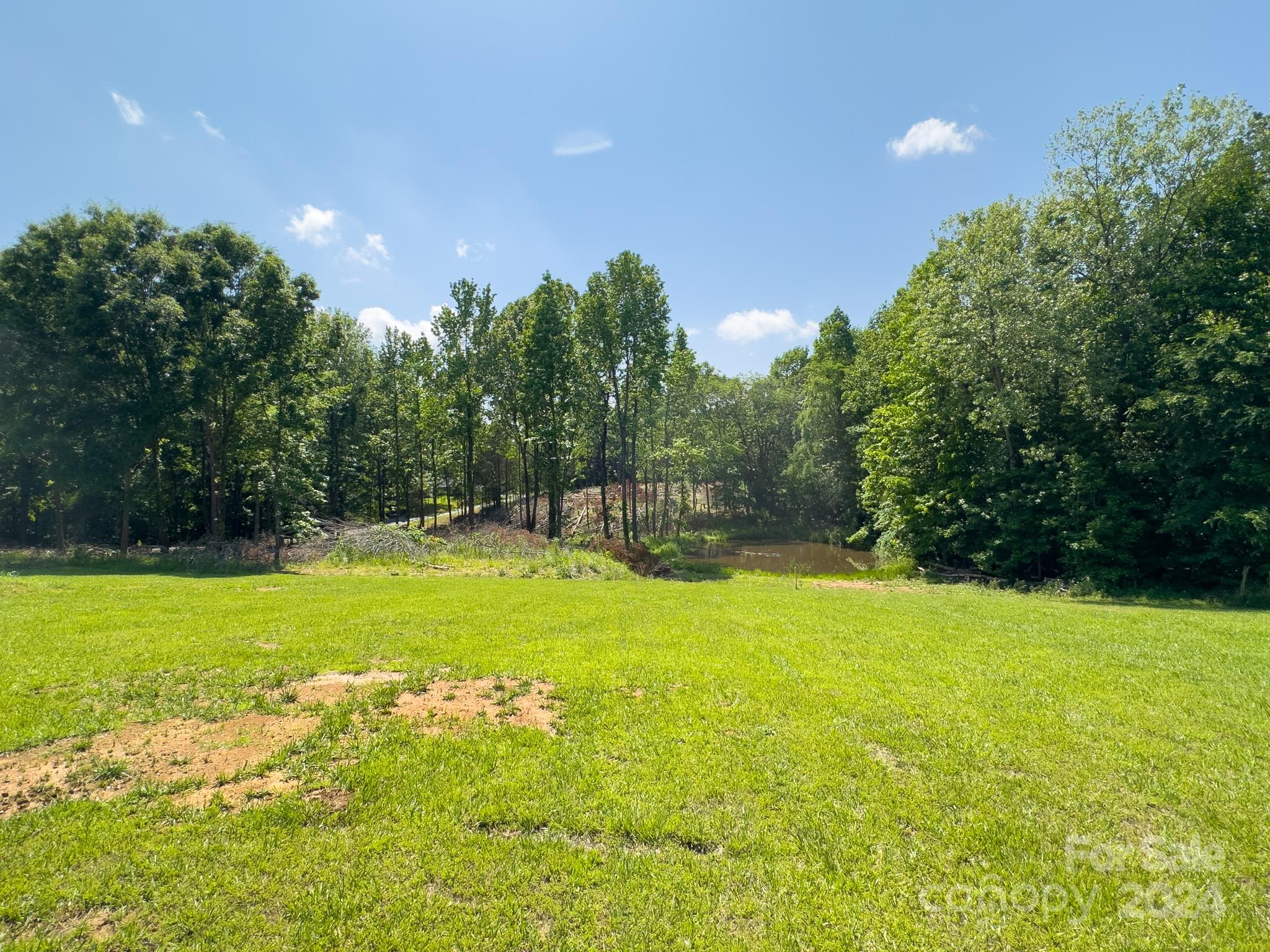13490 Mullis Road Midland, NC 28107 - Photo 6 of 10 a view of a indoor basketball court