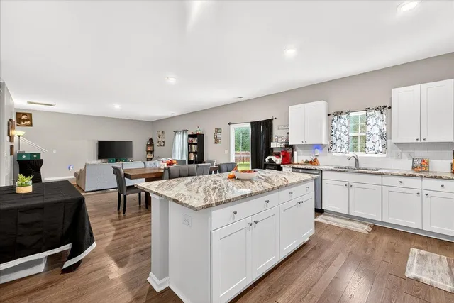 $2,800 | 471 Spanish Wells Road, Summerville, SC 29486