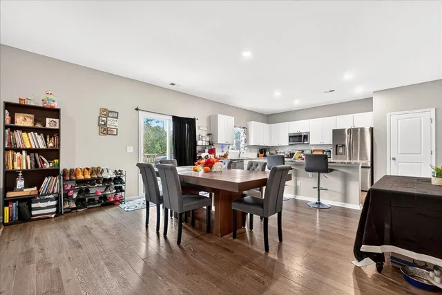 $2,800 | 471 Spanish Wells Road, Summerville, SC 29486