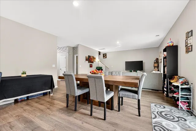 $2,800 | 471 Spanish Wells Road, Summerville, SC 29486