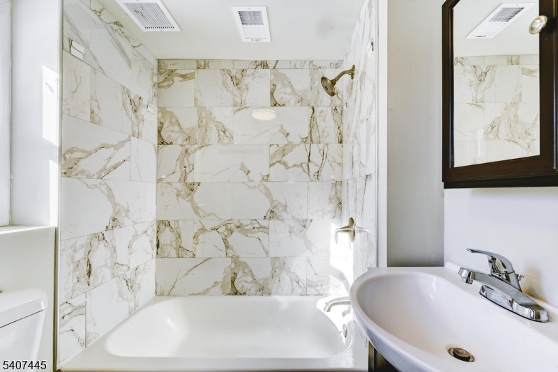 309 Jamestown Road Bridgewater, NJ 08807 - Photo 20 of 21