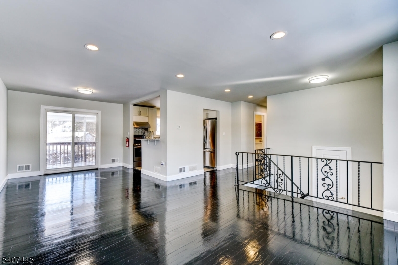 309 Jamestown Road Bridgewater, NJ 08807 - Photo 8 of 21