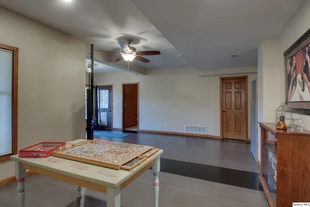 $549,900 | 5585 Woodcrest Drive, Quincy, IL 62305