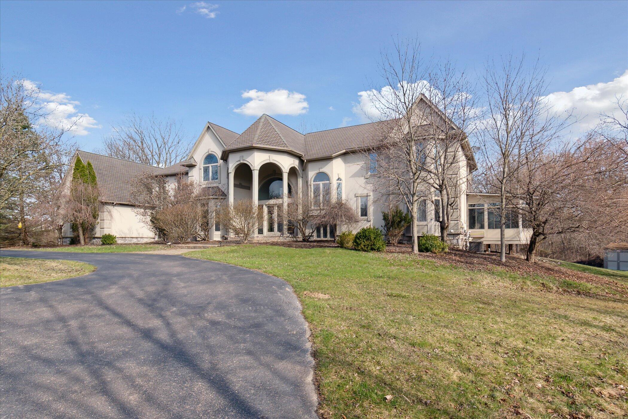 angle front of home