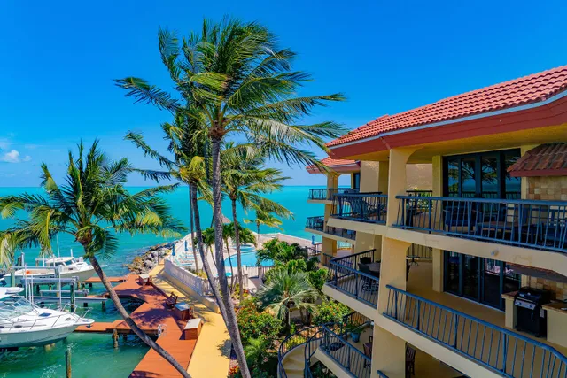 $1,799,000 | 101 East Ocean Drive, Unit C402, Key Colony Beach, FL 33051