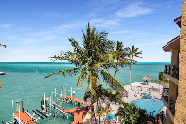 $1,799,000 | 101 East Ocean Drive, Unit C402, Key Colony Beach, FL 33051