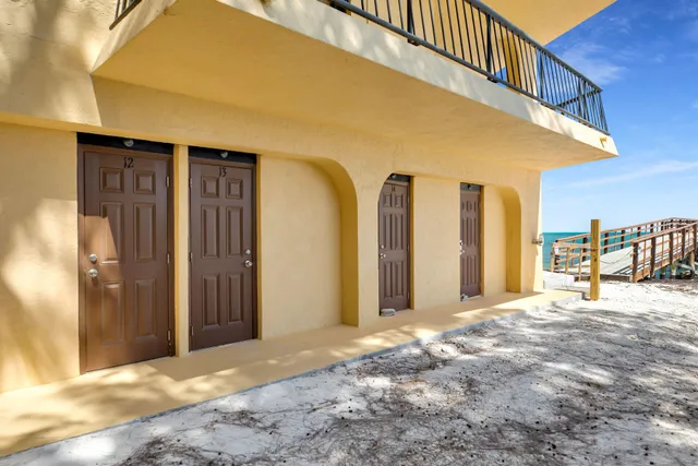 $1,799,000 | 101 East Ocean Drive, Unit C402, Key Colony Beach, FL 33051