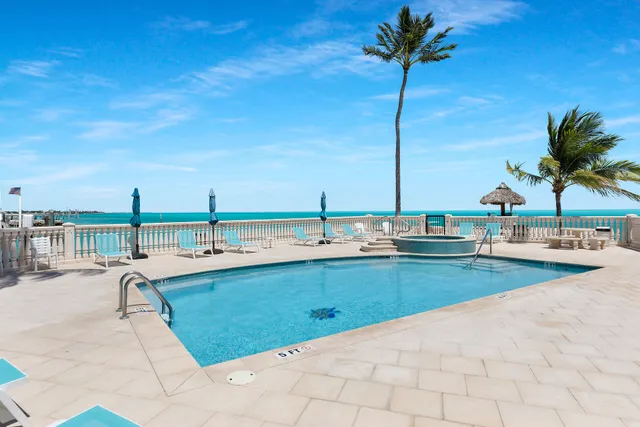 $1,799,000 | 101 East Ocean Drive, Unit C402, Key Colony Beach, FL 33051