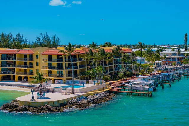 $1,799,000 | 101 East Ocean Drive, Unit C402, Key Colony Beach, FL 33051