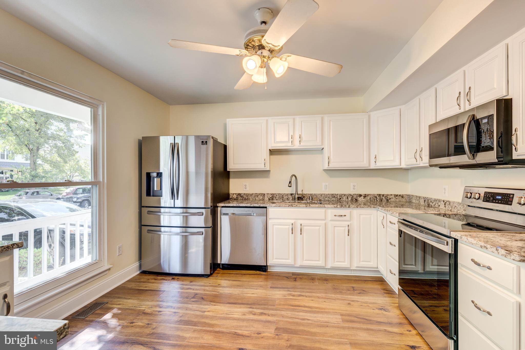 8550 Skipjack Place Pasadena, MD 21122 - Photo 5 of 32