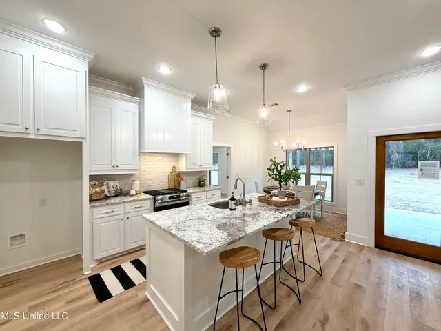 $341,500 | 219 New Haven Lane, Brandon, MS 39042