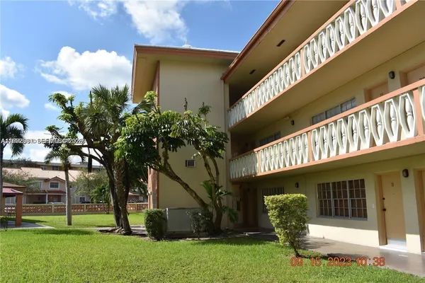 $1,675 | 11855 Northeast 19th Drive, Unit 10, North Miami, FL 33181