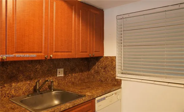 $1,675 | 11855 Northeast 19th Drive, Unit 10, North Miami, FL 33181