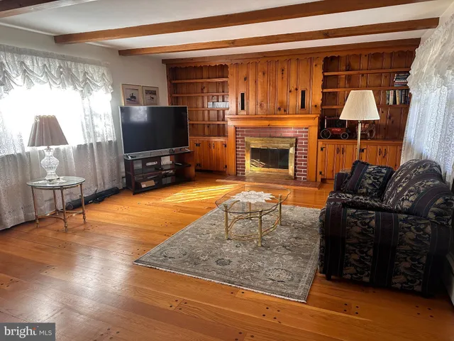 $299,900 | 220 Nemoral Street, Warminster, PA 18974