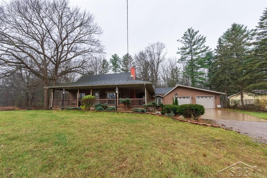 1346 East Olson Road Midland, MI 48640 - Photo 4 of 44 50161609-533b3c83-99dc-42ba-b073-d73bb7a5f55c.JPG