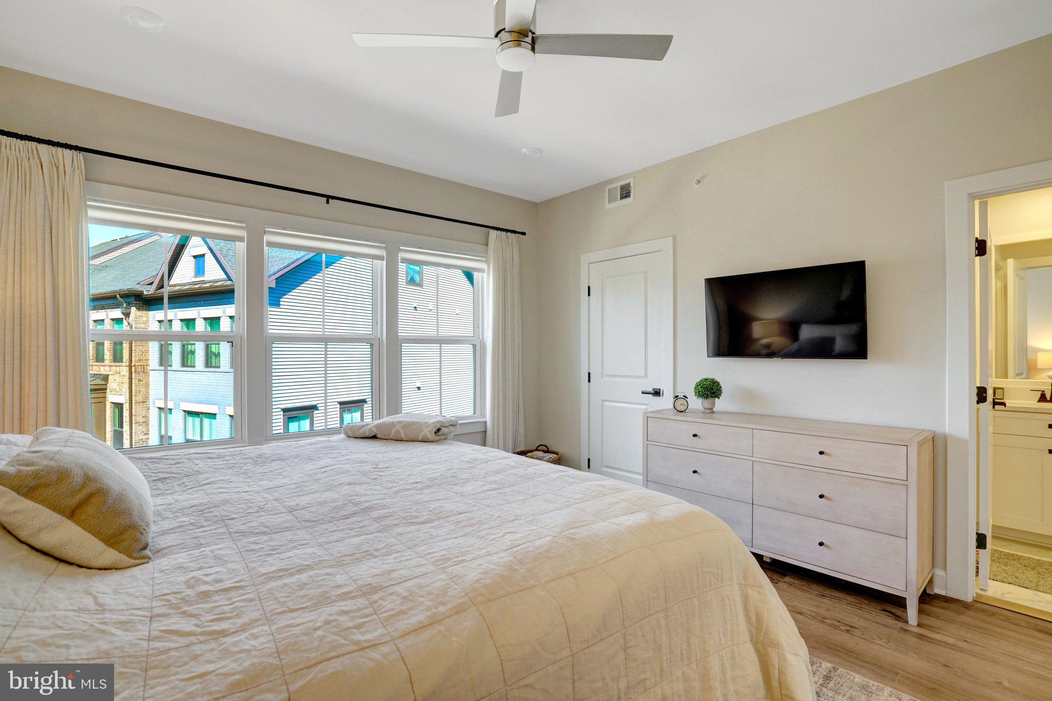 5369 8th Road South Arlington, VA 22204 - Photo 26 of 37 Bright and airy coastal retreat.