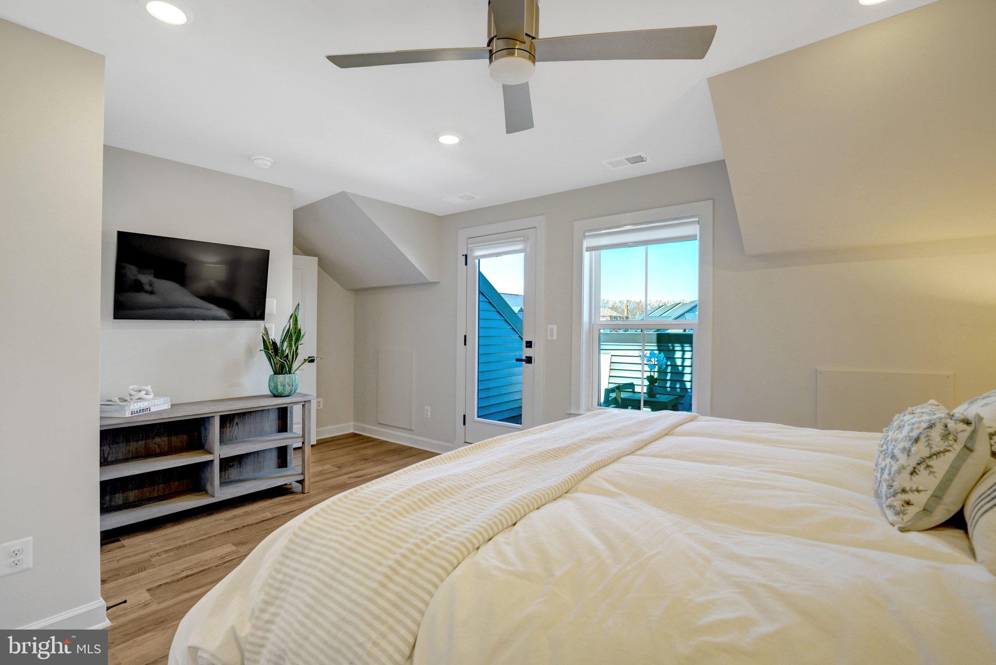 5369 8th Road South Arlington, VA 22204 - Photo 32 of 37 Bright and airy bedroom retreat.