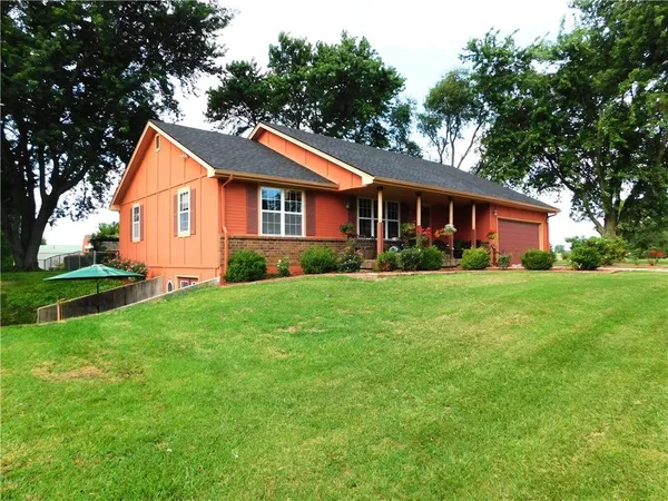 $534,900 | 1250 Northwest 450th Road, Holden, MO 64040