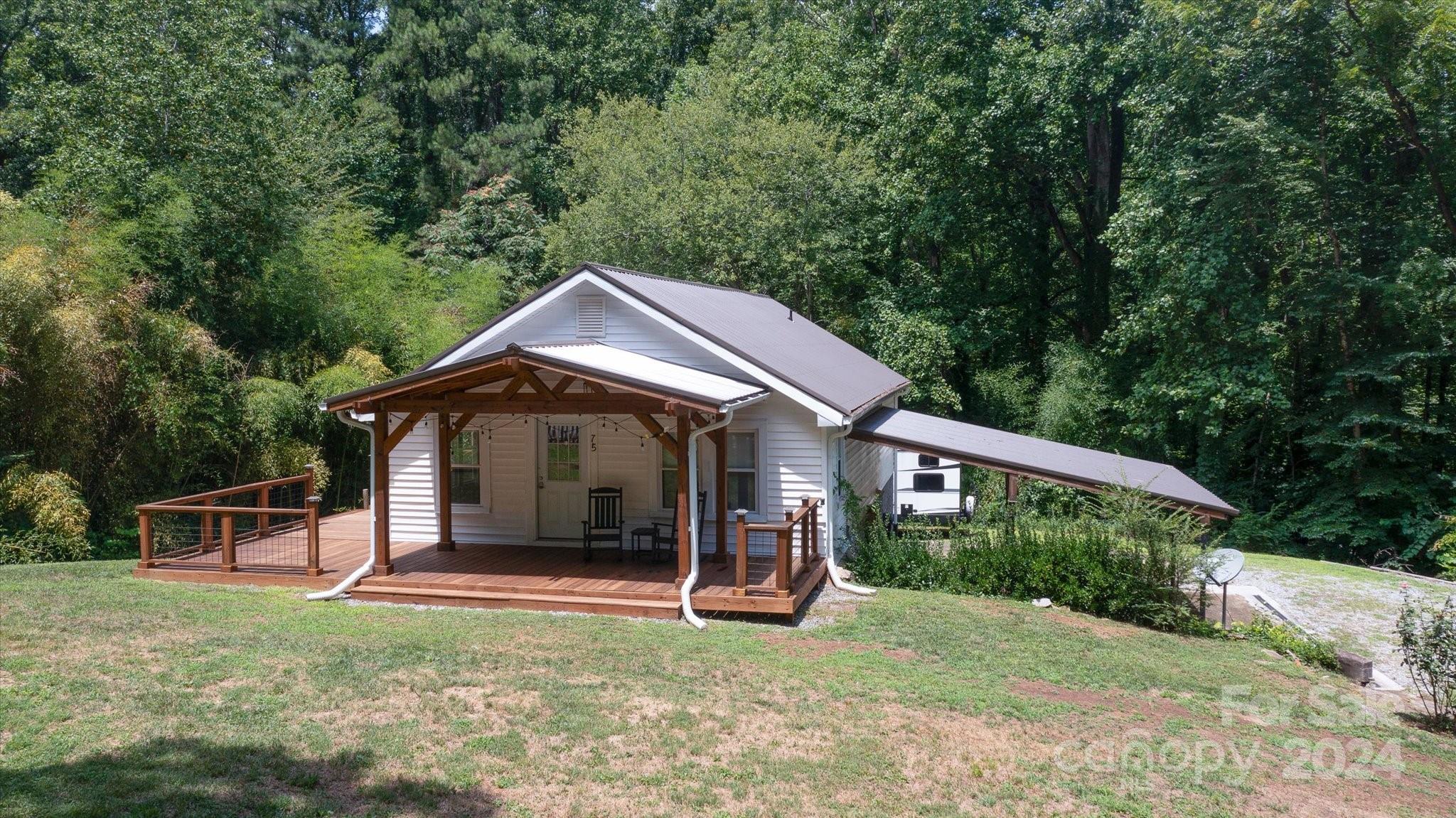 75 View Street Columbus, NC 28722 - Photo 3 of 24 Gallery Image 3