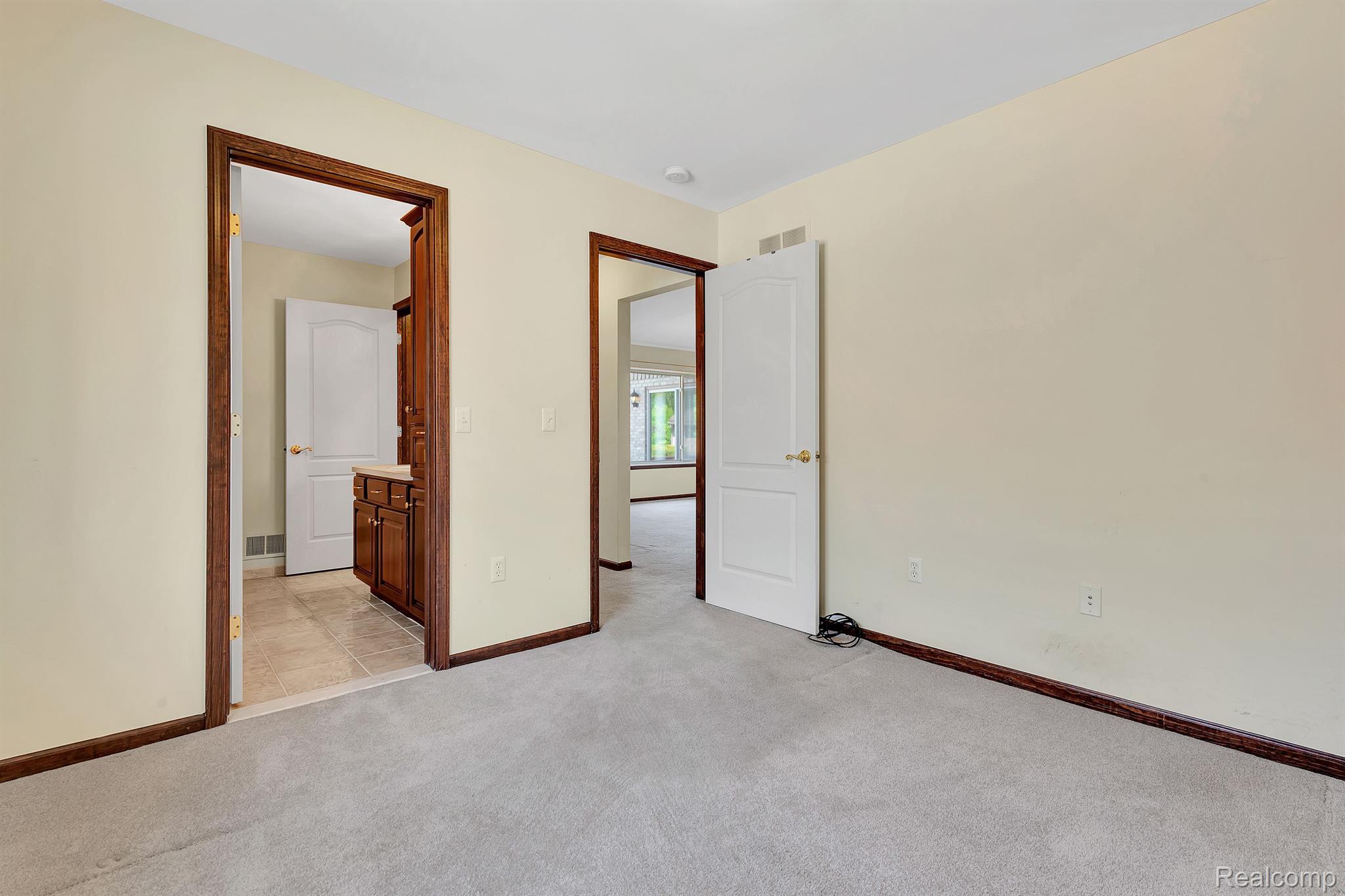 5617 Bedell Road Sterling Heights, MI 48310 - Photo 24 of 44 Gallery Image 24