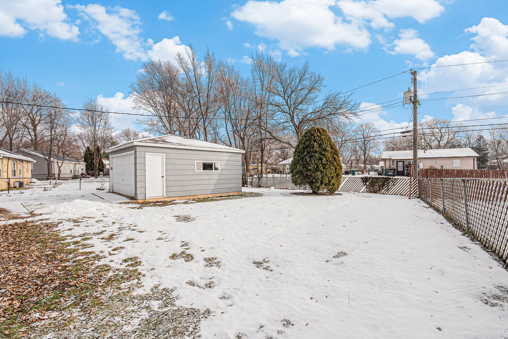 512 Sehring Street Joliet, IL 60436 - Photo 12 of 15 a view of a backyard of the house