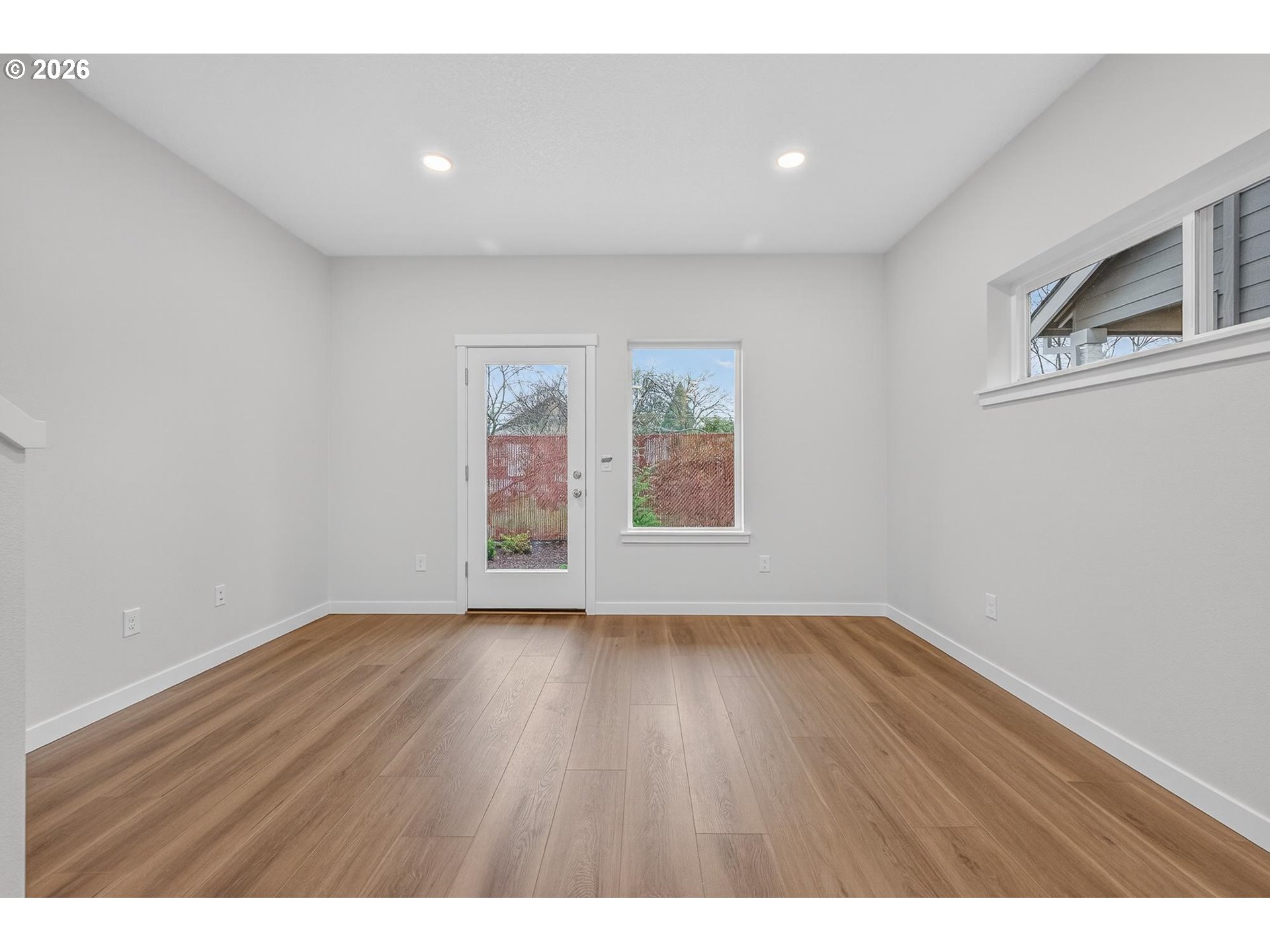 9253 East Burnside Street Portland, OR 97220 - Photo 3 of 25