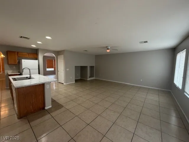 $2,000 | 720 East Caballo Hills Avenue, North Las Vegas, NV 89081