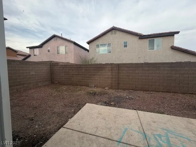 $2,000 | 720 East Caballo Hills Avenue, North Las Vegas, NV 89081