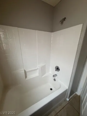 $2,000 | 720 East Caballo Hills Avenue, North Las Vegas, NV 89081