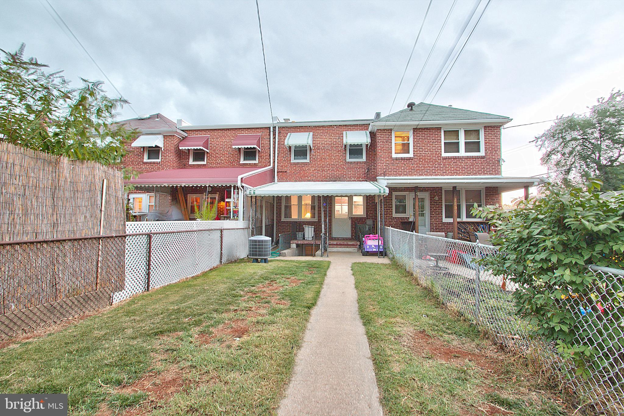 2828 Southbrook Road Baltimore, MD 21222 - Photo 3 of 20
