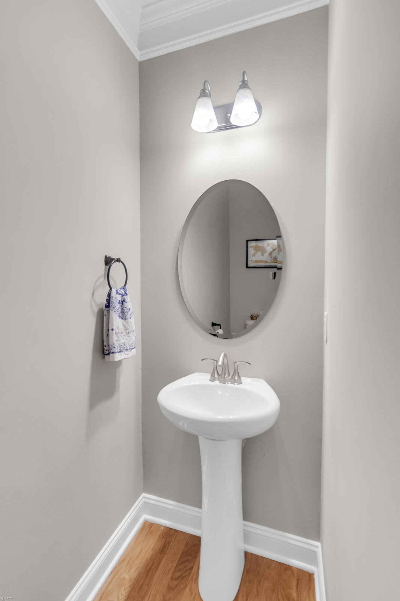 949 Dills Bluff Road Charleston, SC 29412 - Photo 16 of 40 Powder Room