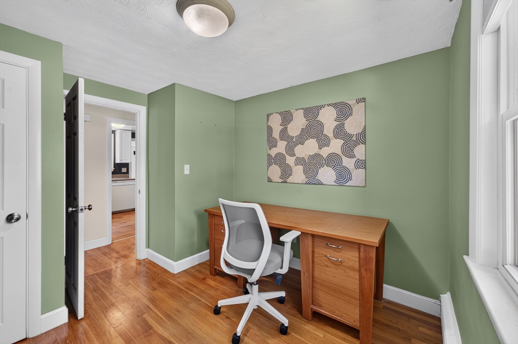 462 Chestnut Street Needham, MA 02492 - Photo 26 of 35 Gallery Image 26