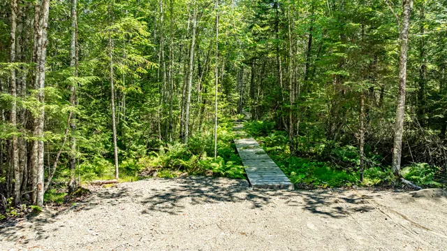 $320,000 | 7 9th, Ellsworth, ME 04605