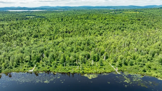 $320,000 | 7 9th, Ellsworth, ME 04605