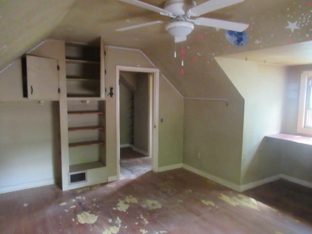 211 South Lafayette Street Byron, IL 61010 - Photo 16 of 26 an empty room with closet and a window