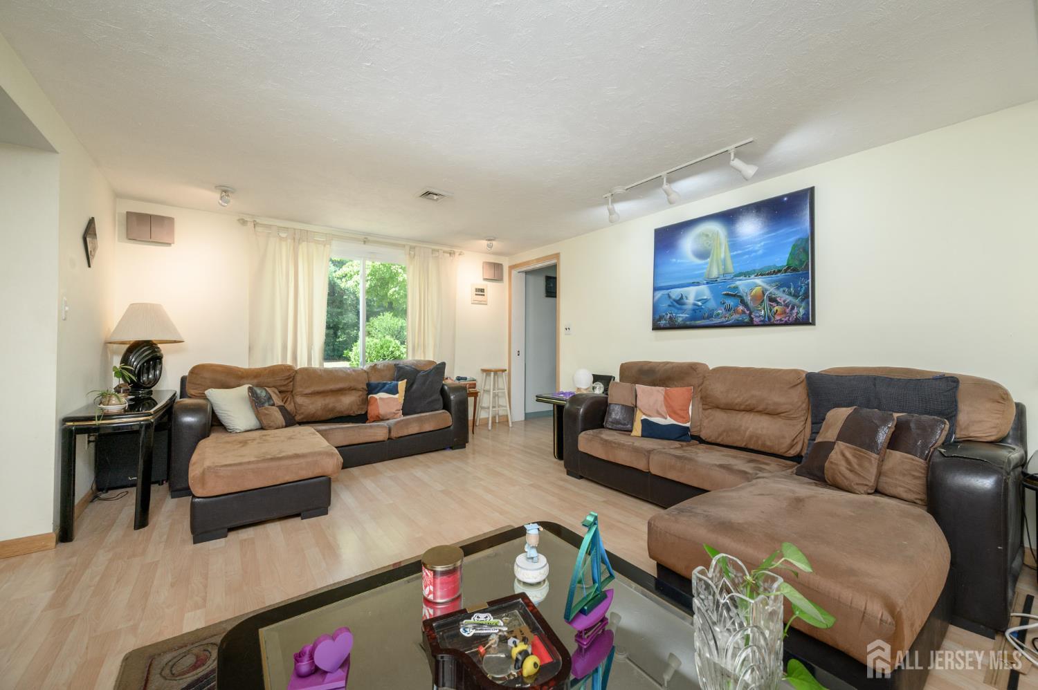 482 Stagecoach Road Millstone Township, NJ 08510 - Photo 4 of 45