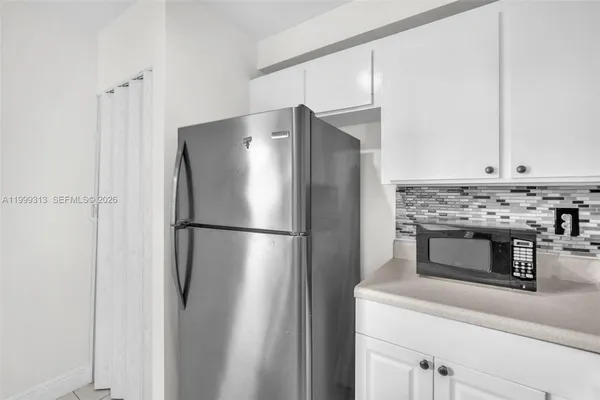 $2,900 | 685 West Park Drive, Unit 20611, Miami, FL 33172