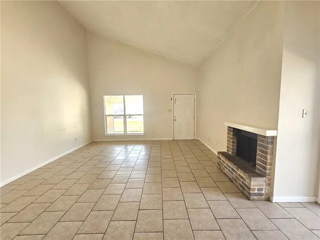 $284,500 | 2116 Zephyr Circle, Ingleside, TX 78362