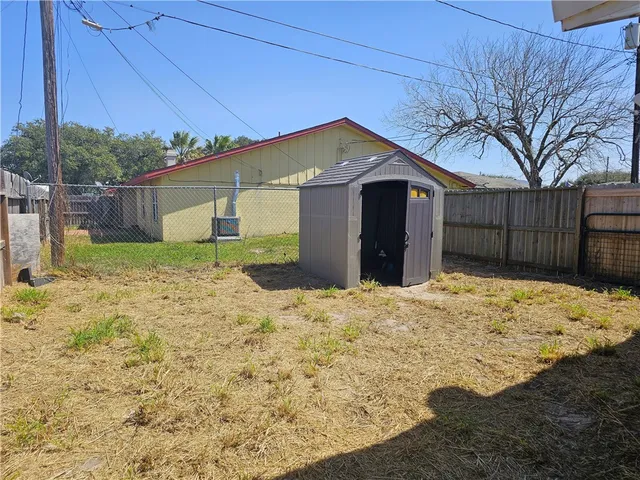 $284,500 | 2116 Zephyr Circle, Ingleside, TX 78362