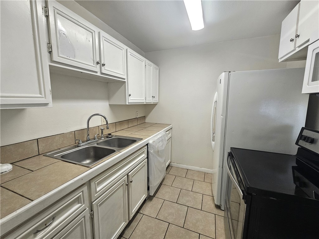 2116 Zephyr Circle Ingleside, TX 78362 - Photo 7 of 13