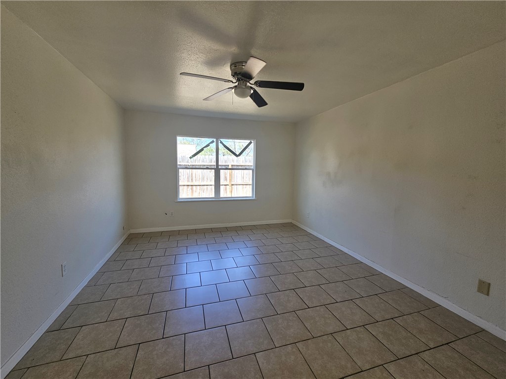 2116 Zephyr Circle Ingleside, TX 78362 - Photo 10 of 13