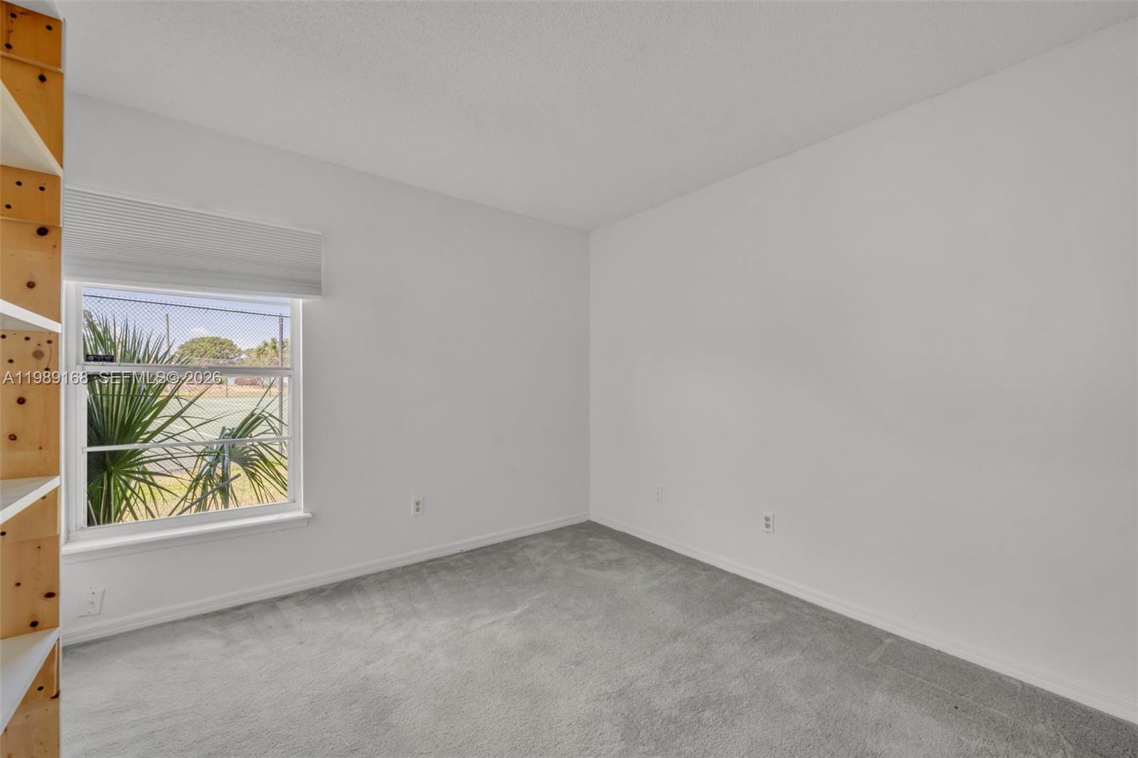 331 San Gabriel Street Winter Springs, FL 32708 - Photo 17 of 26 a view of hallway with window